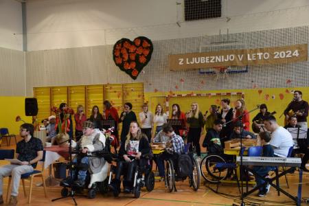 Prednovoletno srečanje otrok in mladostnikov CIRIUS-a Kamnik (13)